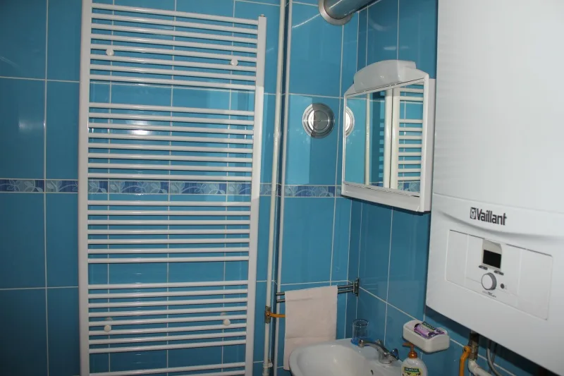 Plava kupaonica Apartmana 2